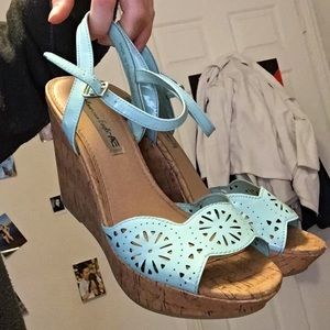 Turquoise wedges